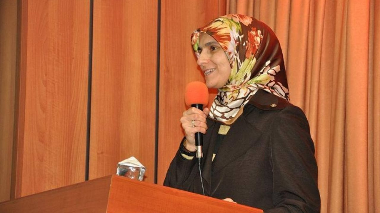 Saadet Partili Kadınlar Pembe Metrobüs İstiyor