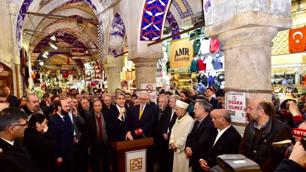 Kapalıçarşı esnafı Afrin'de görevli Mehmetçik için dua etti…