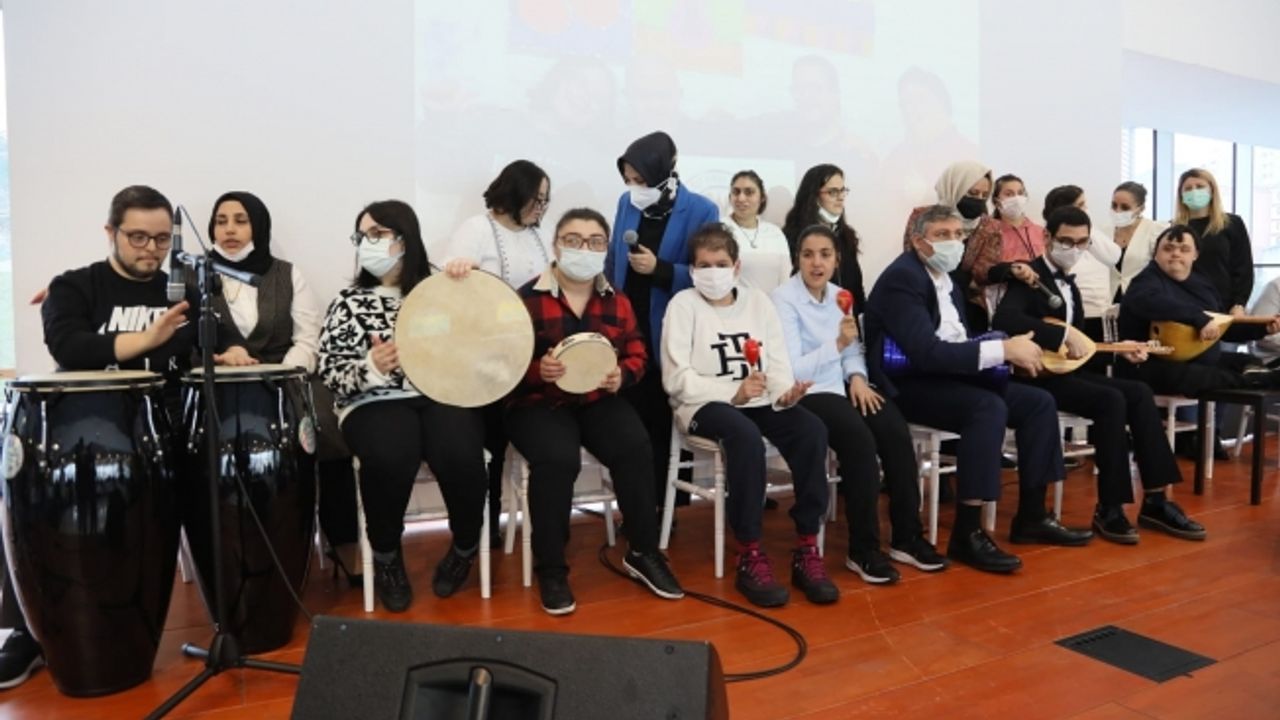 Kağıthane'nin özel çocukları  Yetenekleriyle herkese hayran bıraktı