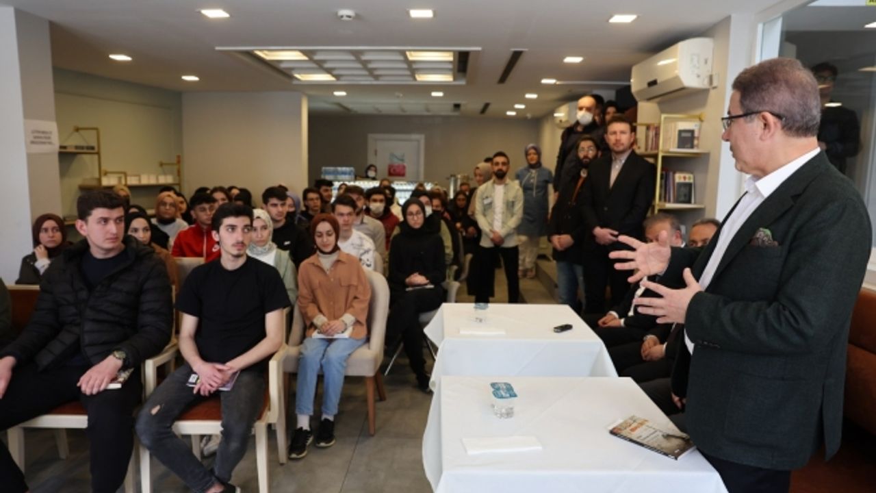 Kütüphane Haftası’nda Ahmet Kekeç Kütüphanesi’nin 1.yıldönümünü kutlandı