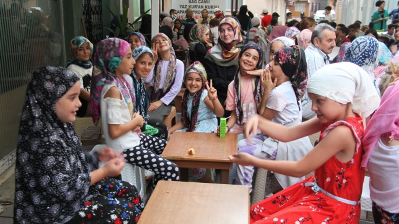 Bağ Camisi Yaz Kur’an Kursu Kapanış Töreni Görkemli Oldu