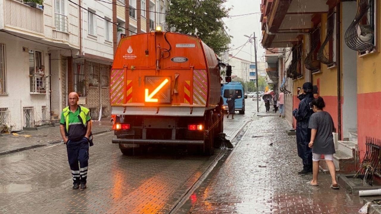 Esenyurt'ta Şiddeli Yağışa Karşı Tam Tevakkuz