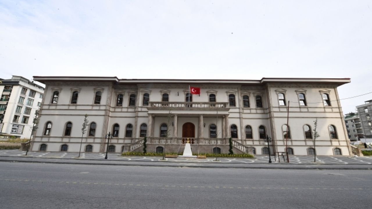 Milli Mücadele Ruhu Beylikdüzü'nde Yaşatılacak