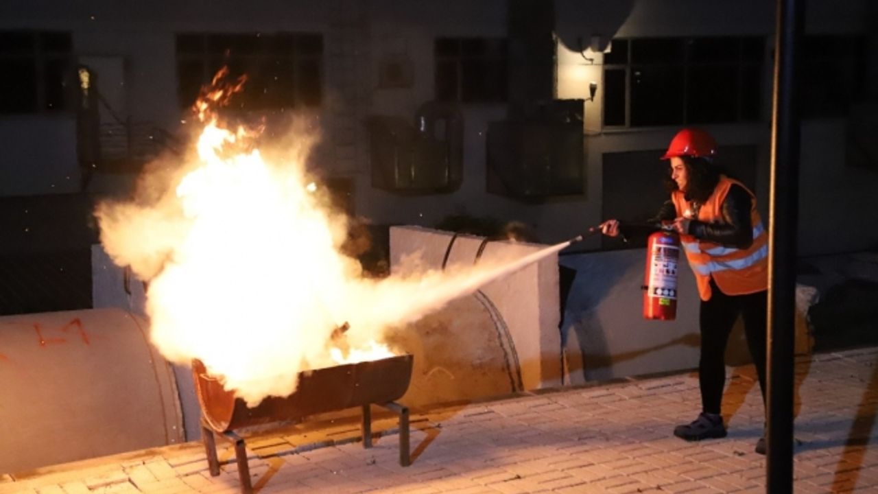 Kartal’da Afetlere Karşı Gece Tatbikatı Yapıldı