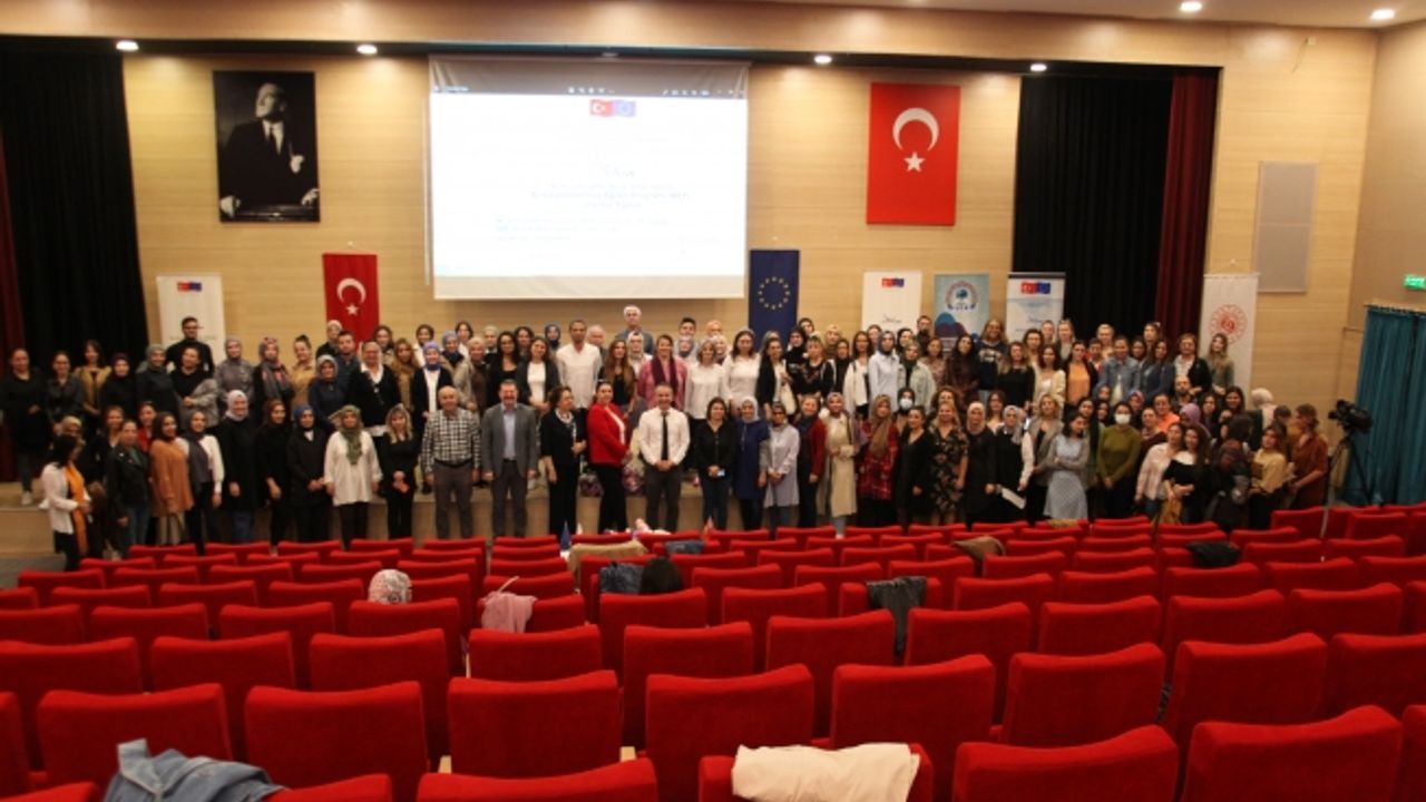 UBED Öğretmenlere Bilgilerini Güncelleme Semineri Verdi (VİDEOLU)