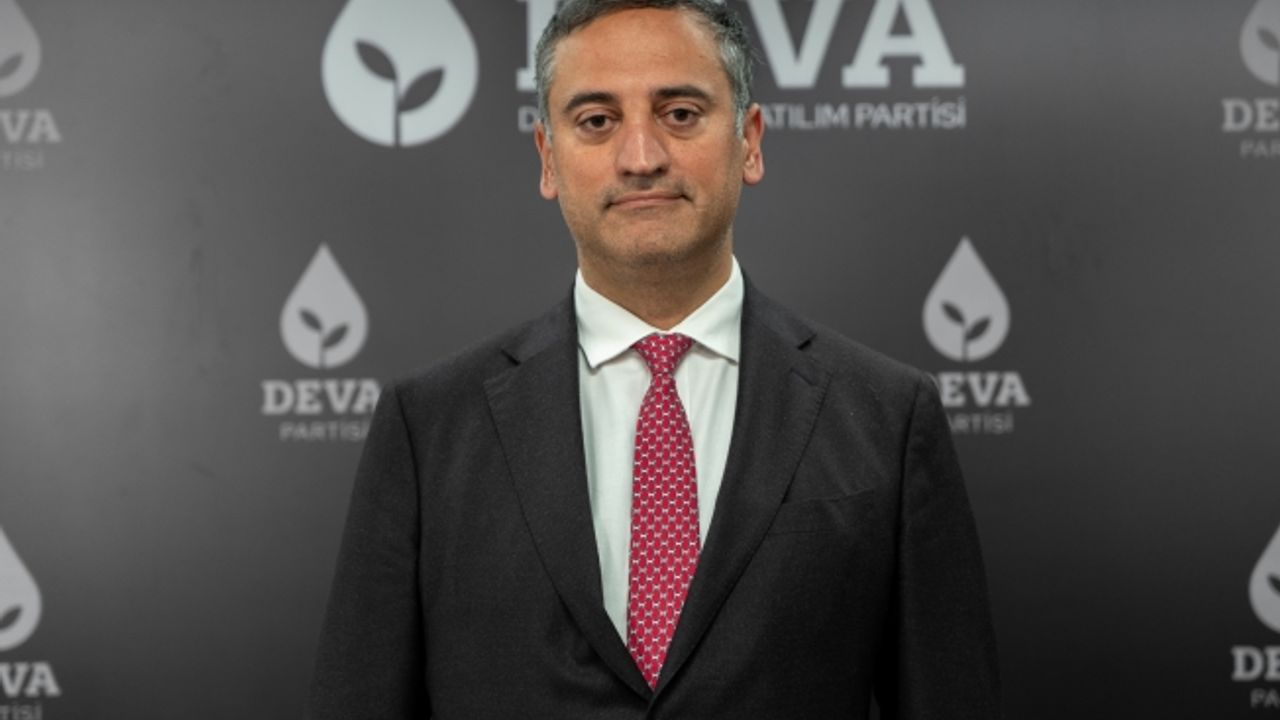 Deva Partili Ergen’den Öğretmenler Günü Mesajı ‘Öğretmenlerin Statüsünü Artıracağız’