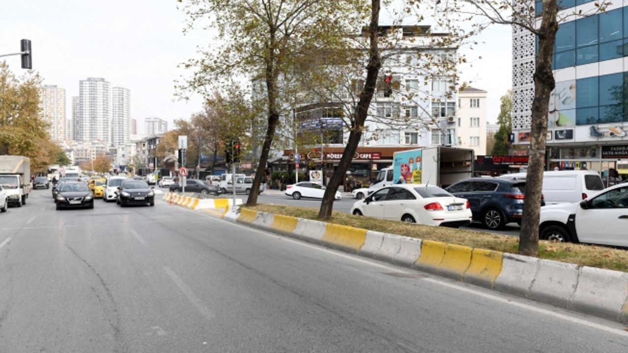 Kavşak  Çalışmalarıyla Trafik Yoğunluğu En Aza İndiriliyor