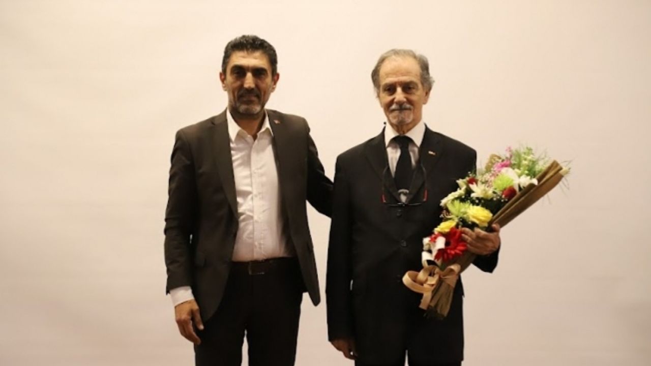 ‘Öğretmenler Günü’ Kartal’da Bayram Havasında Kutlandı