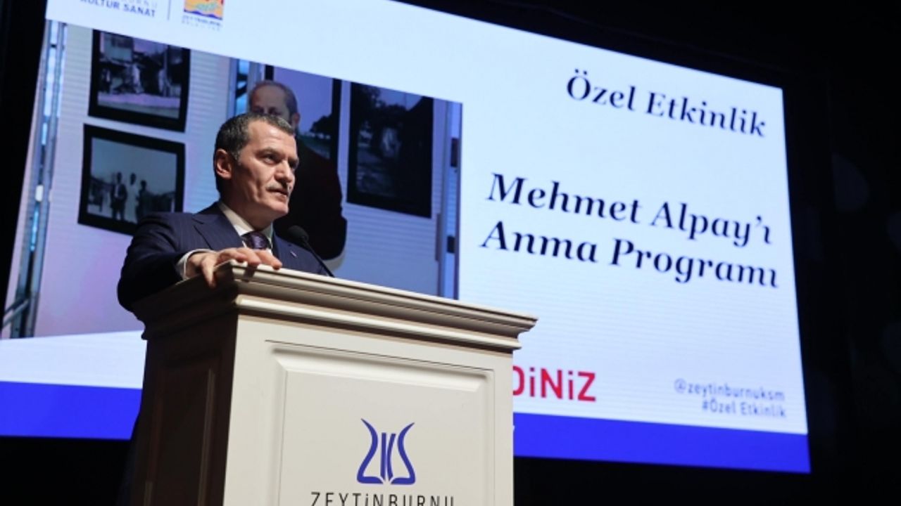Zeytinburnu’nun Yürüyen Tarihi Gazeteci Mehmet Alpay ZKSM’de Anıldı