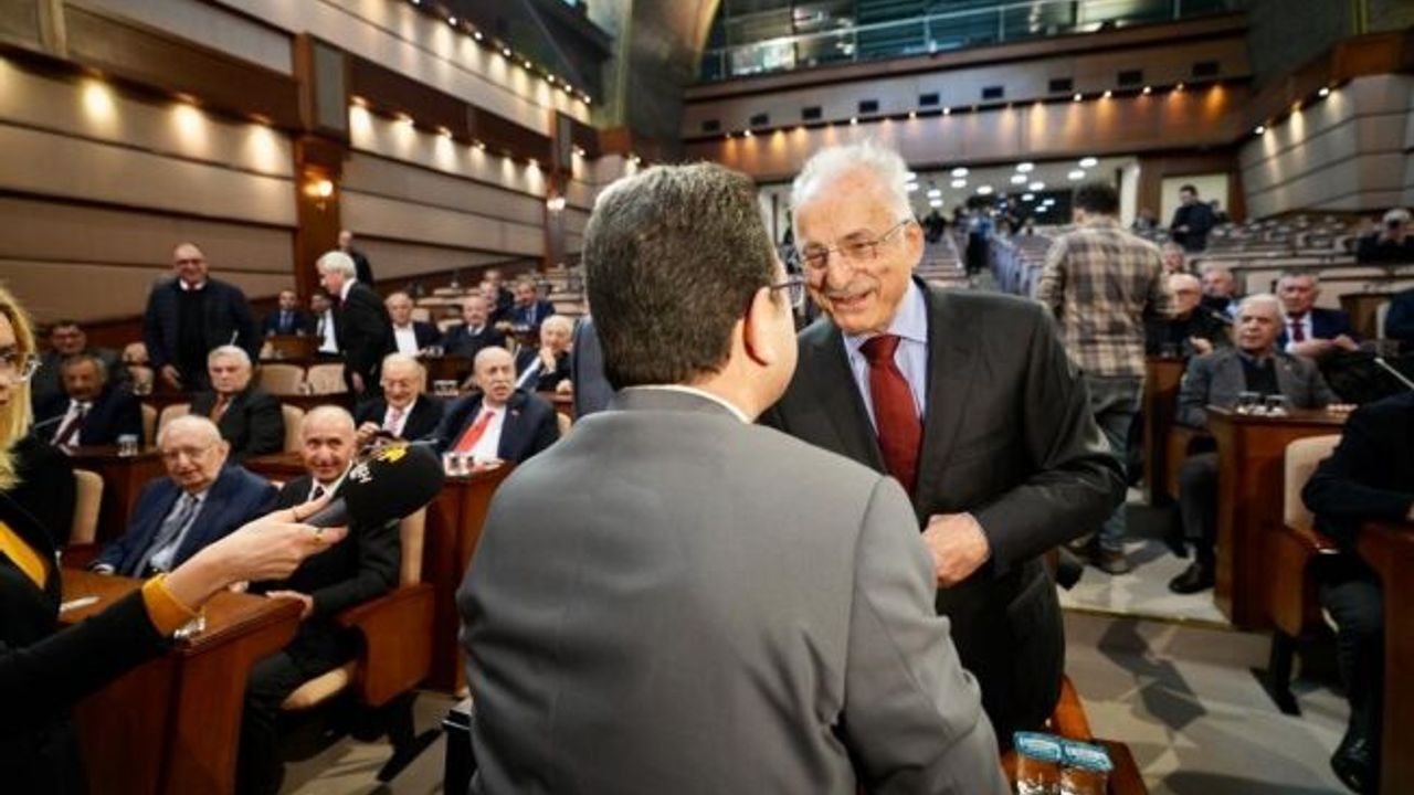 Siyasetin Her Rengi  İmamoğlu İçin Bir Araya Geldi