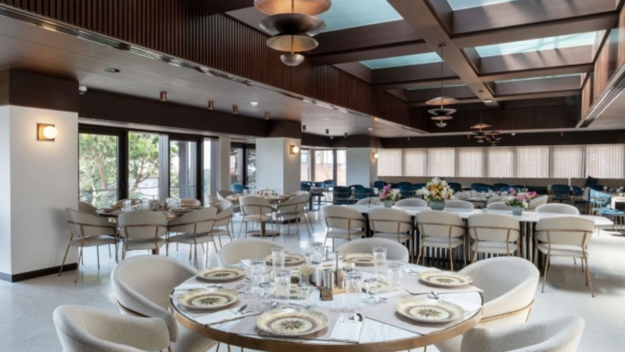Zeytinburnu’nun Yeni Mekanı Mozaik Kafe Açıldı
