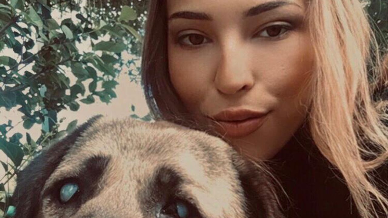 Kadıköy Belediyesi Geçici Hayvan Bakımevi’nden sahiplendiği görme engelli köpeğine ev kiraladı  Satın almadı, sahiplendi, köpeği için ev kiraladı