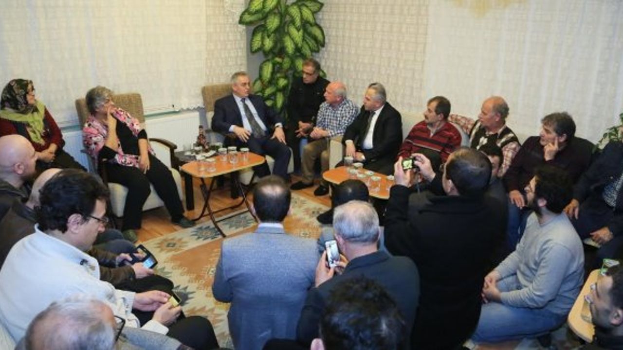 Başkan Aydın, Yeşilpınar'da Ev Ziyaretlerinde Bulundu
