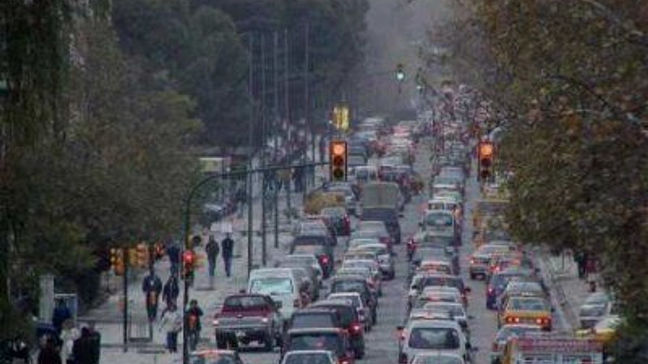 Fatih'te 115 cadde ve sokak yarından itibaren araç trafiğine kapatılacak