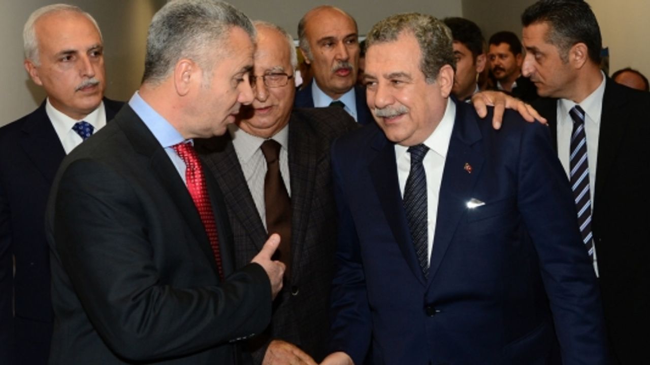 İçişleri Bakanı Güler İle Başkan Uzun Aynı Sırayı Paylaştı