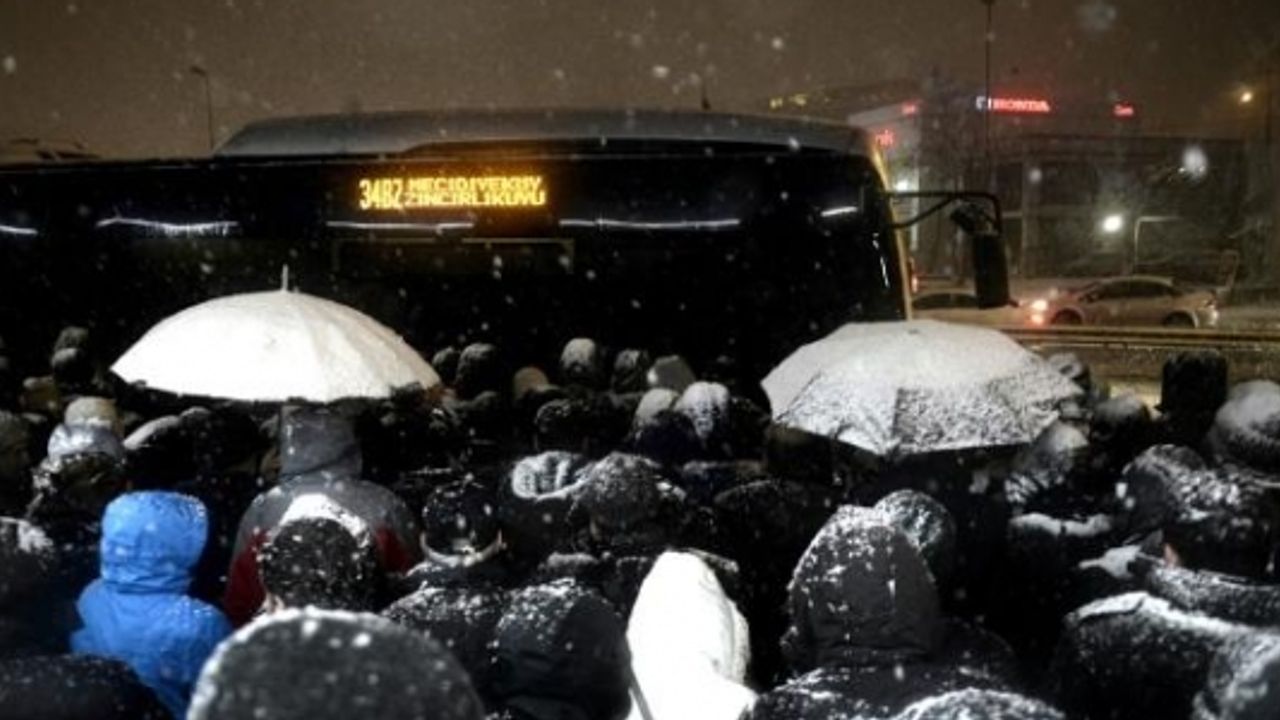 İstanbul'da kar esareti