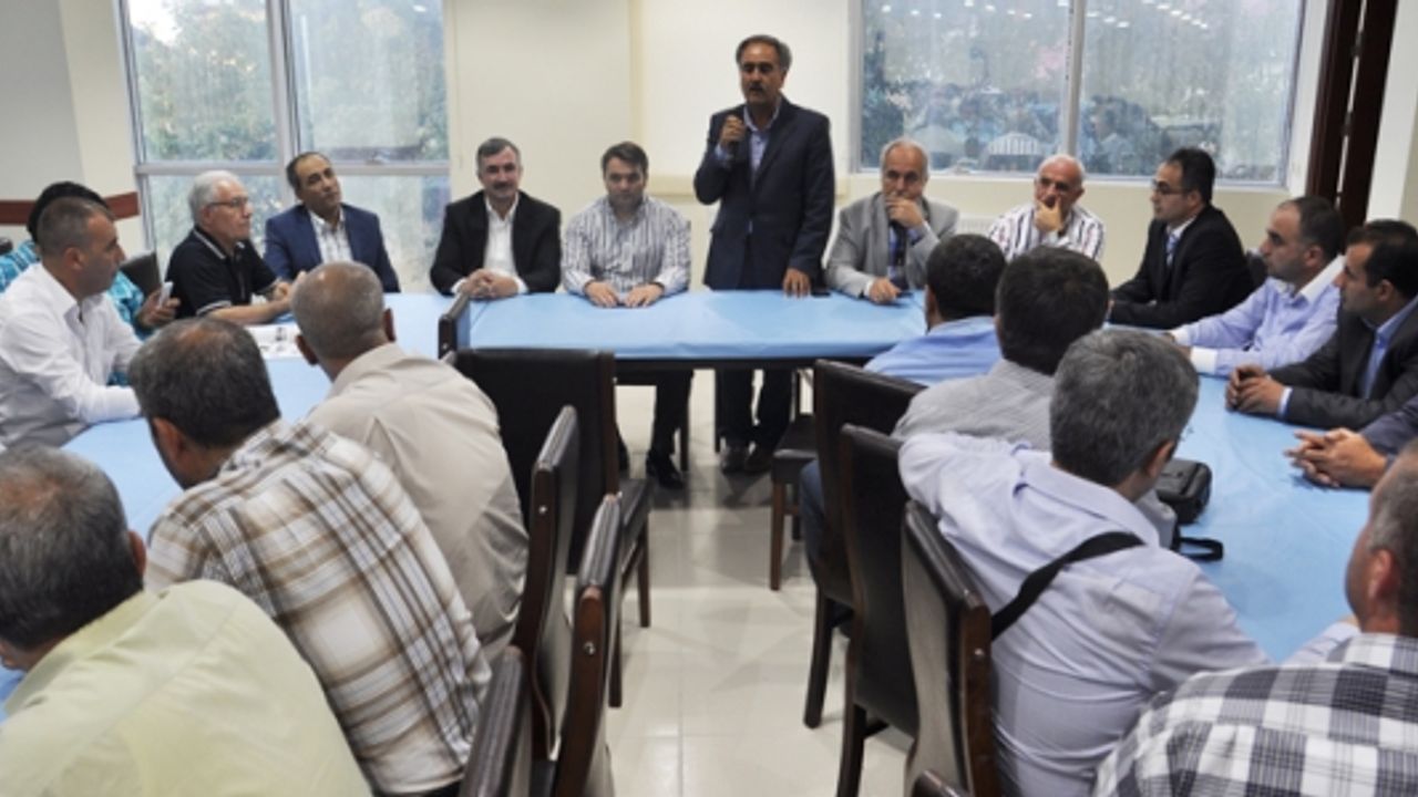 Kaymakam Esen ve Başkan Turanlı, Adıyamanlılar Vakfı’nı Ziyaret Etti