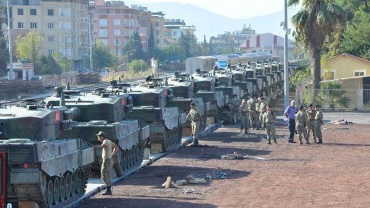 Tank ve zırhlı araçlar Gaziantep'e sevk ediliyor