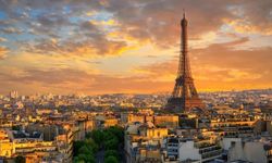 Benelüks Paris Tatilinde Gezilecek Yerler ve Seyahat İpuçları