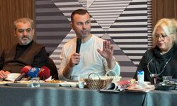 AK PARTİ İstanbul Milletvekili İzsiz Basın İle Bir Araya Geldi (VİDEOLU)