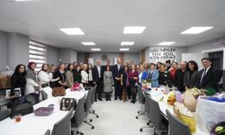 Beylikdüzü’nde Öğretmenler Gününde 4 Bin Fidan Dikildi