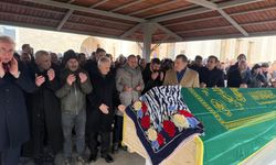 Hediye İnce Hakka Yürüdü