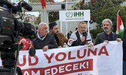Bakırköy İHH Temsilcisi Özgür Akış’tan İsrail’e Lanet Filistin’e Destek Açıklaması (VİDEOU)