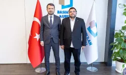 Gazeteci-Yazar Özcan’dan BİK Genel Müdürü Çay’a hayırlı olsun ziyareti