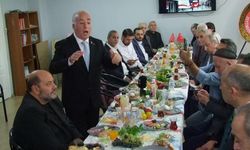 CHP Zeytinburnu İlçe başkanı Akdağ Muhtarları Kahvaltıda Ağırladı