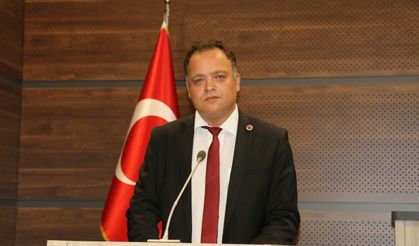 MHP'li Gökhan Arslan'dan milliyetçilik dersi...Güngören Belediye Meclisi karıştı