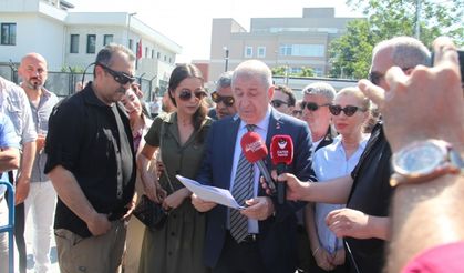 Prof.Dr.Ümit Özdağ  Zeytinburnu'nda Görevden Alınan Polis Ve Bekçiler İçin Basın Açıklaması Yaptı