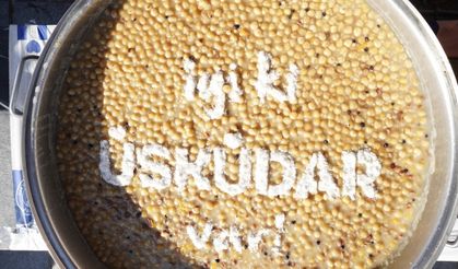 Üsküdar'da Binlerce Kişiye Aşure İkram Edildi