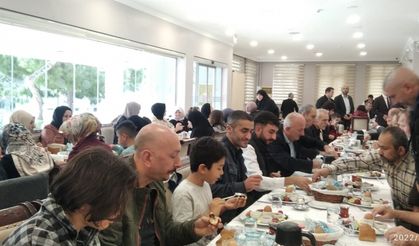 Yeniden Refah Partisi Safları Sıklaştırıyor