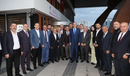 Kağıthane Belediyesi, Muhtarlar Derneği'ne Yeni Yer Tahsis Etti