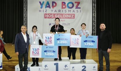 Parçaları En Hızlı Birleştirenler Ödülün Sahibi Oldu