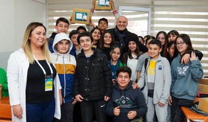 Beylikdüzü Belediyesi’nden Öğrencilere Kitap Desteği