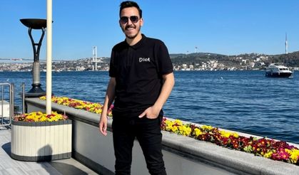 THECELİK Kimdir, Burcu Ne, Kaç Yaşında?