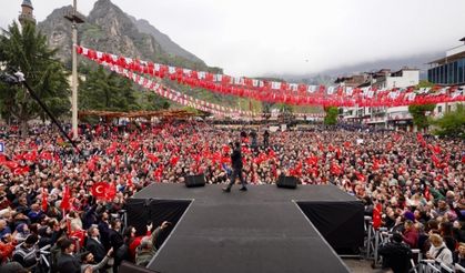 Amasya Yağmuru Dinlemedi, İmamoğlu'nu Dinledi