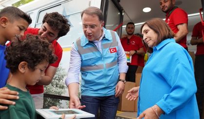 Başkan Çalık, 23 Nisanı Deprem Bölgesindeki Çocuklarla Kutladı