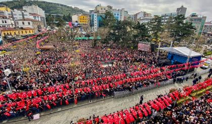 Trabzon Halkı, Kılıçdaroğlu Ve İmamoğlu'nu Bağrına Bastı