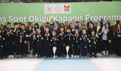 3 Bin 522 Çocuk Zeytinburnu Kış Spor Okulları’ndan Mezun Oldu