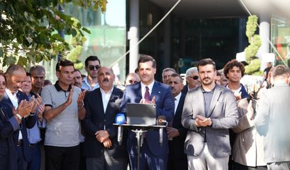AK Parti’den Üsküdar Belediyesi’ne “hizmetsizlik” protestosu