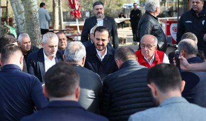 AK Parti İstanbul İl Başkanı Özdemir, Şile’de selden etkilenen vatandaşlarla buluştu