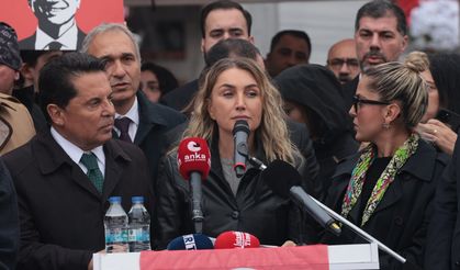 İBB Tutuklu Yakınlarının 50.Basın Açıklamasında Prof. Özer'in Konuşması Damga Vurdu  (VİDEOLU)