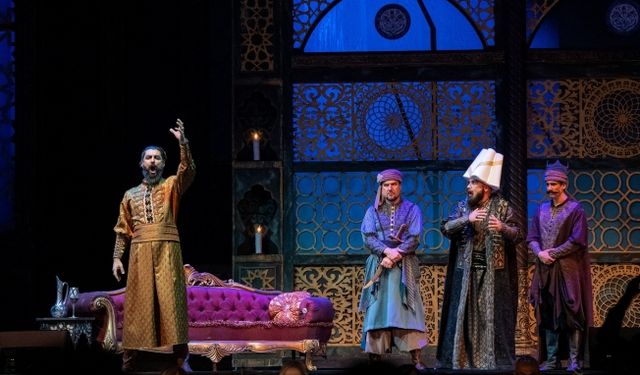 IV. Murat Operasına İstanbul  Seyircisinden Yoğun İlgi