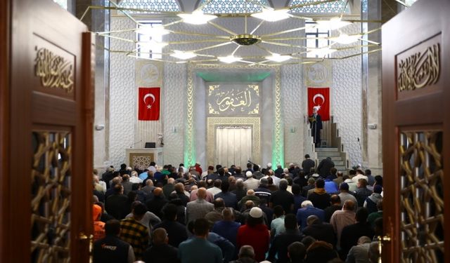 Hacı Bayram-ı Veli Camii İbadete Açıldı