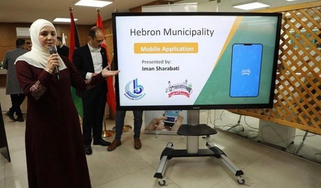 Bağcılar Belediyesi’nin Desteğiyle El Halil Belediyesi Mobil Uygulaması Hayata Geçti