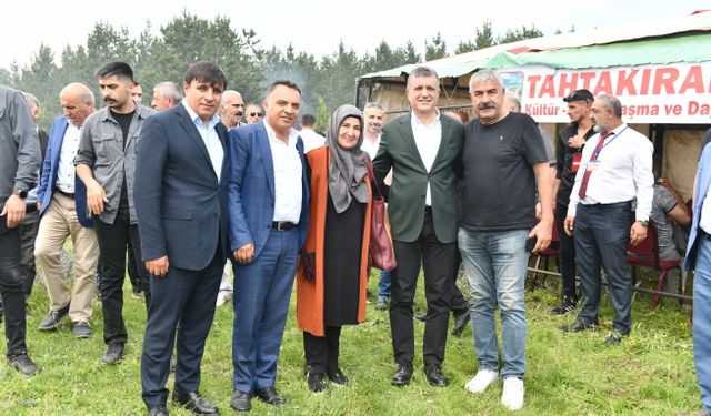 Başkan Bozkurt Göle Kültür Ve Kaşar Festivalinde