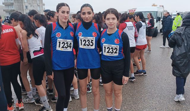 İstanbul  Atletizim Spor Kulübü Başarıya Doymuyor