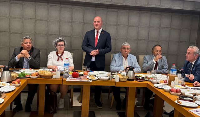 CHP’den Belediye Başkanına Emlakçılığı Bırak Halkı Mağdur Etme
